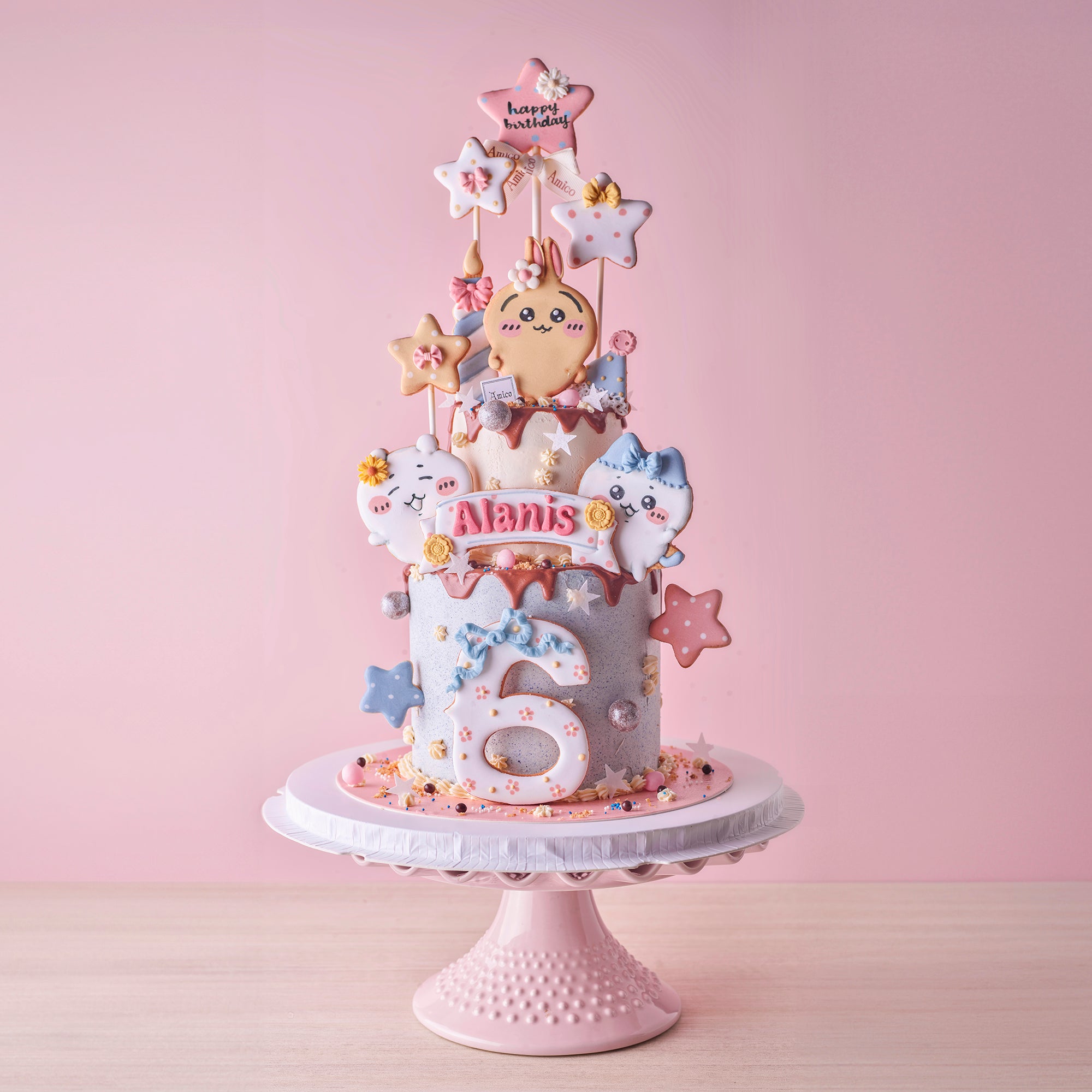 Amico Chiikawa 主題客製化甜點，以可愛角色造型設計，適合生日派對與慶典