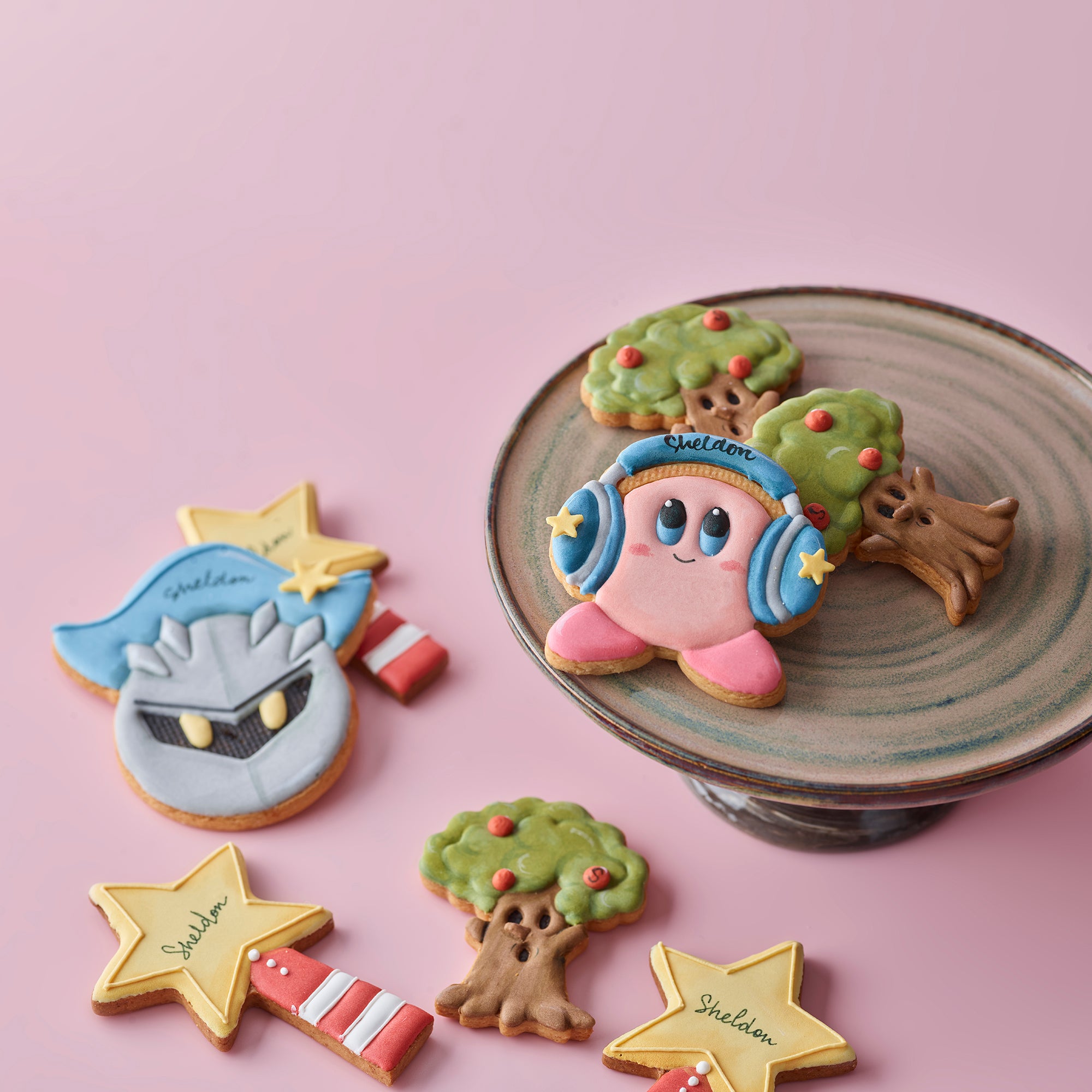 Amico 卡比之星（Kirby）主題糖霜曲奇，含卡比、星星與樹木造型設計，適合遊戲主題生日派對甜點。